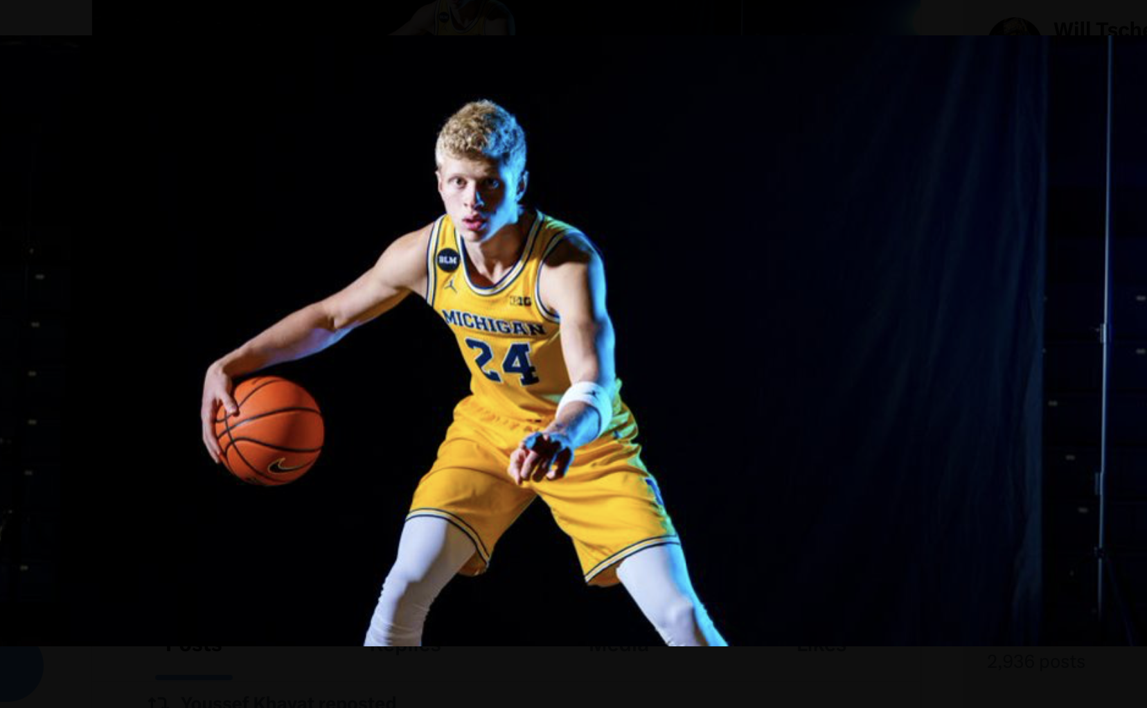 Michigan Basketball Reserve Forward Enters Transfer Portal